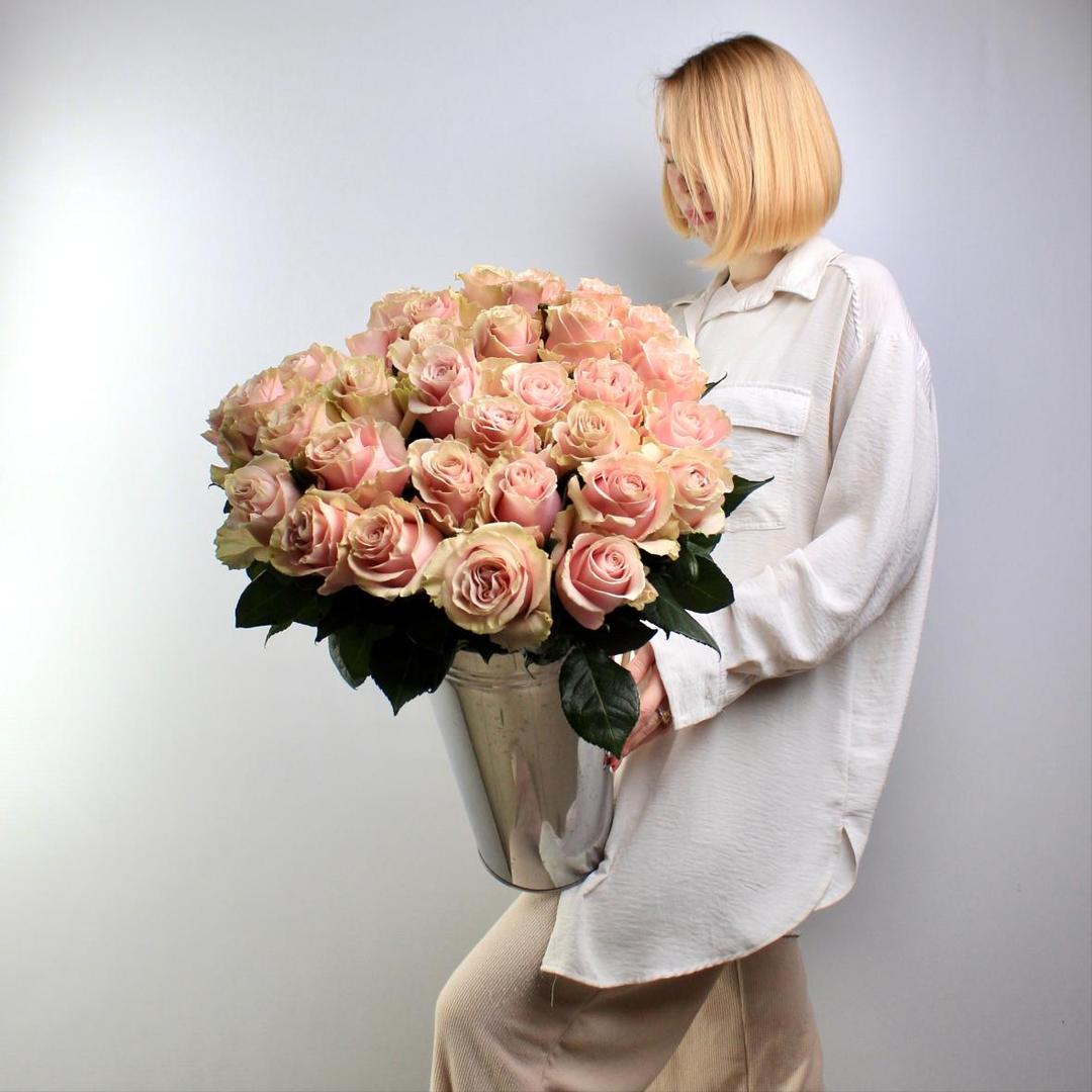 Роза Эквадор Pink Mondial 50 см