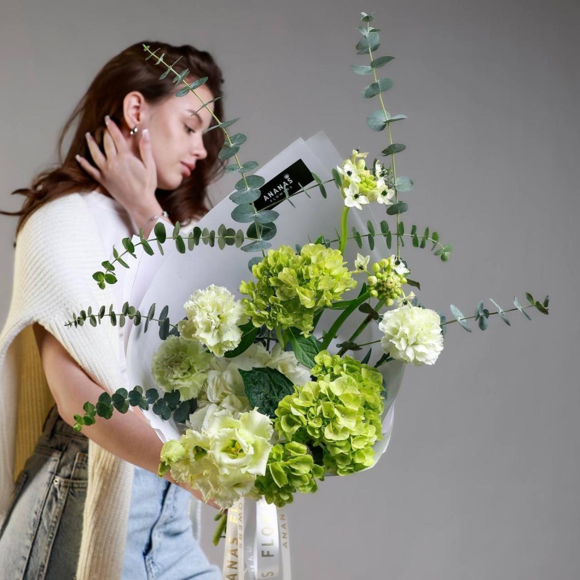 Букет Изумрудный город (в двух размерах)